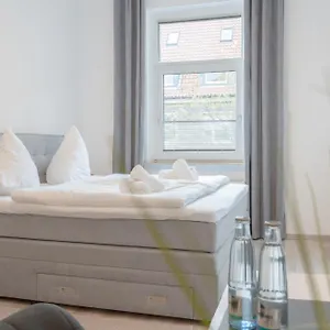  Apartment Modernes In Lage Komfortabel Eingerichtet Mit Arbeitsplatz Und Kueche - Geibelsuite