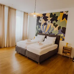  Apartment Staylight Penthouse In Der Suedstadt - Luxus
